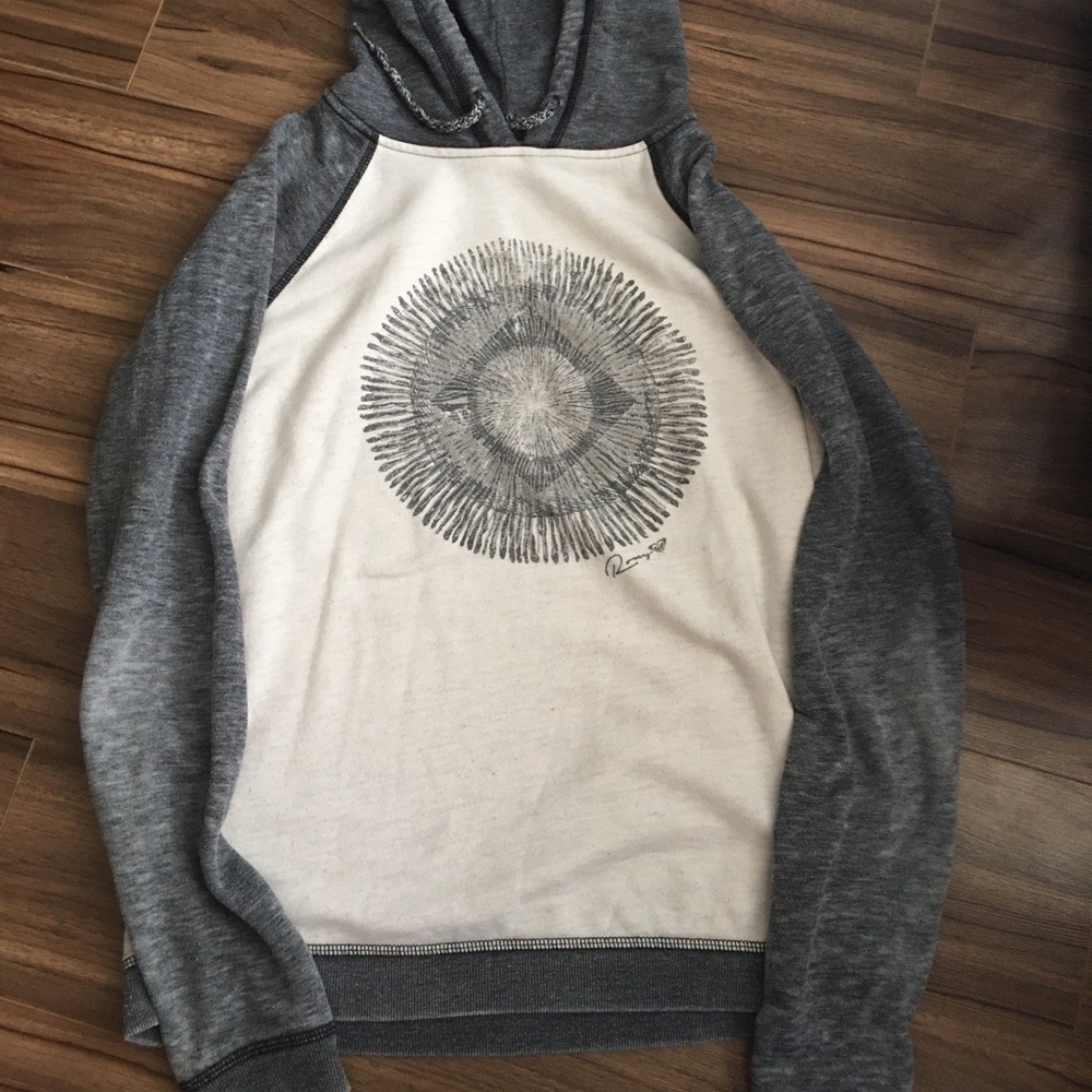 Roxy hoodie with cute design